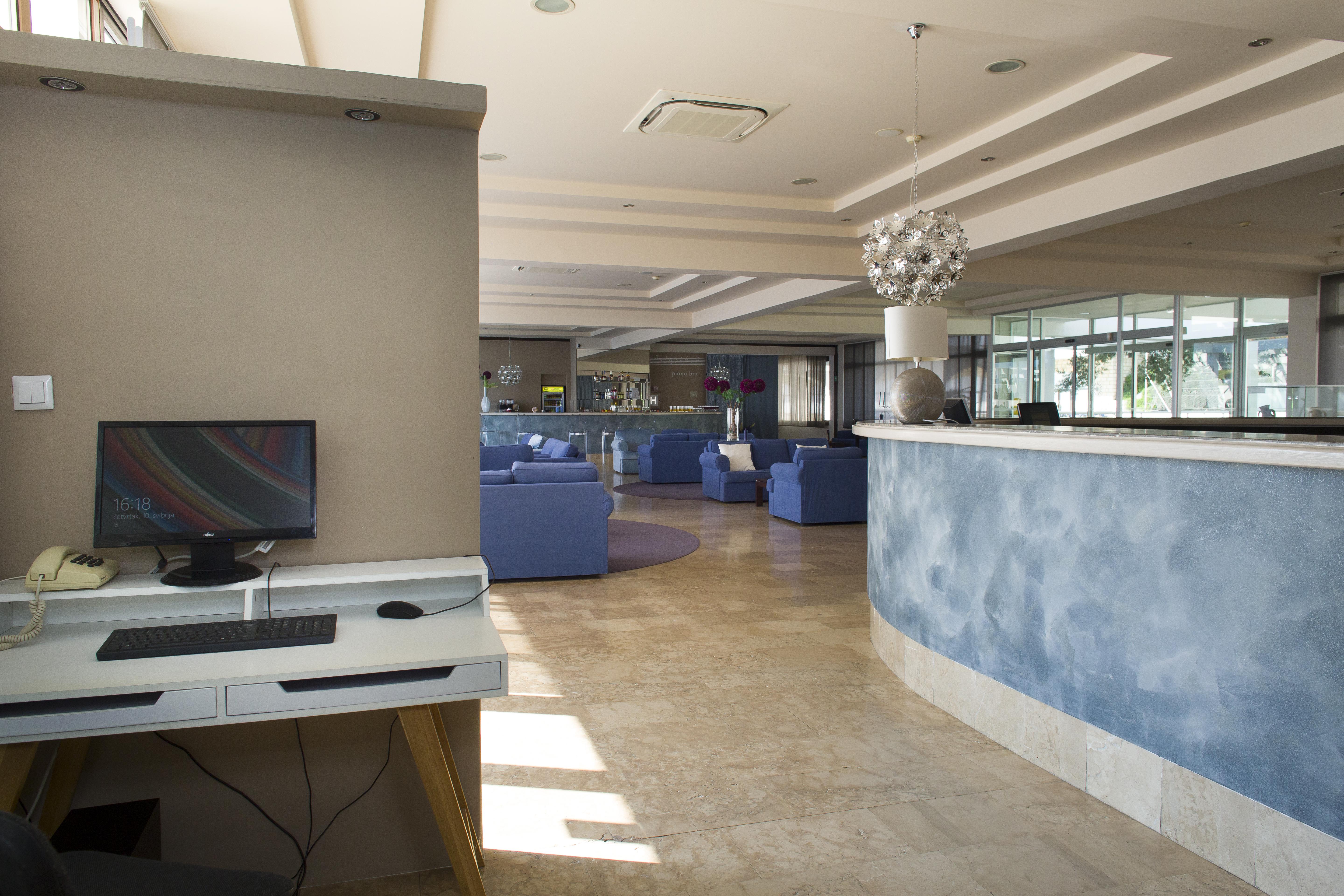Hotel Labineca Gradac  Luaran gambar