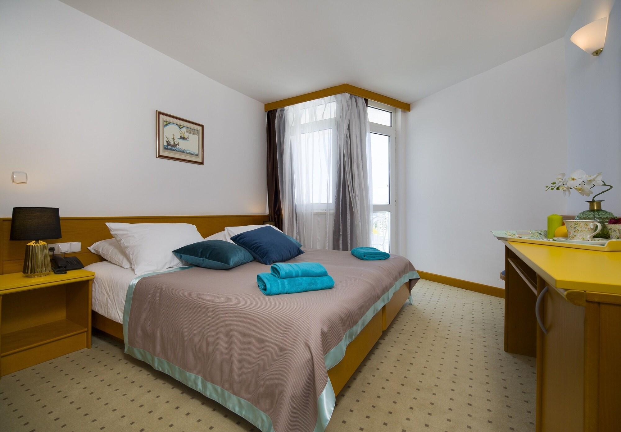 Hotel Labineca Gradac  Luaran gambar